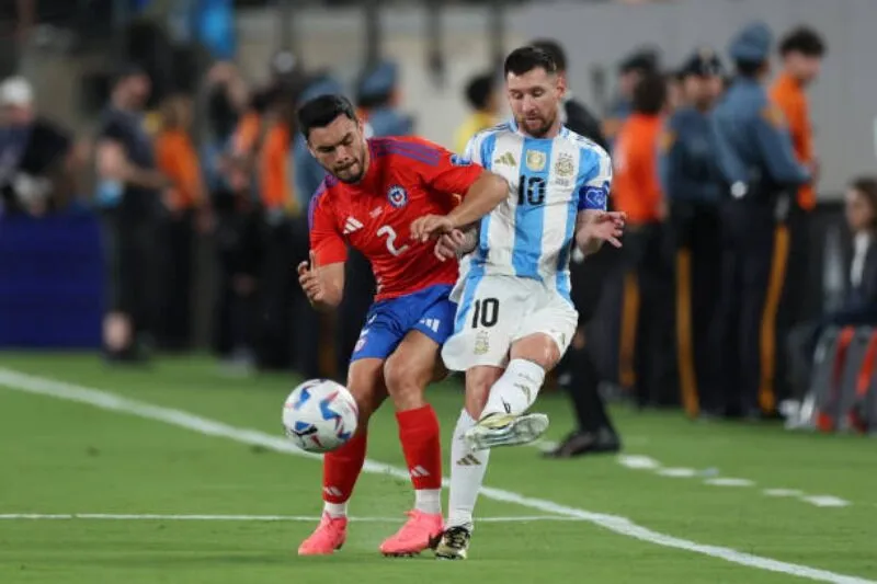Argentina sẽ có thắng lợi dễ dàng trước Chile